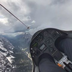 Flugwegposition um 14:37:23: Aufgenommen in der Nähe von Gemeinde Leutasch, Österreich in 2917 Meter